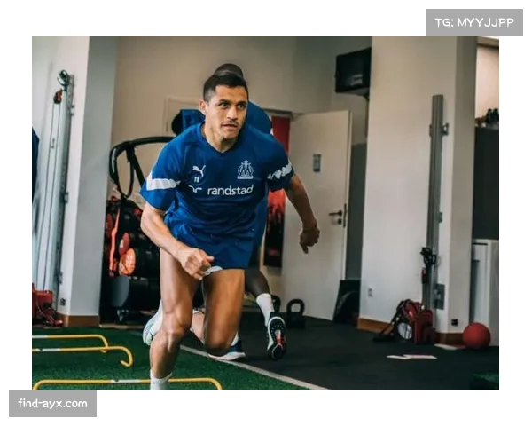 洛里昂头号射手克鲁皮离队 升班马进攻端面临重组